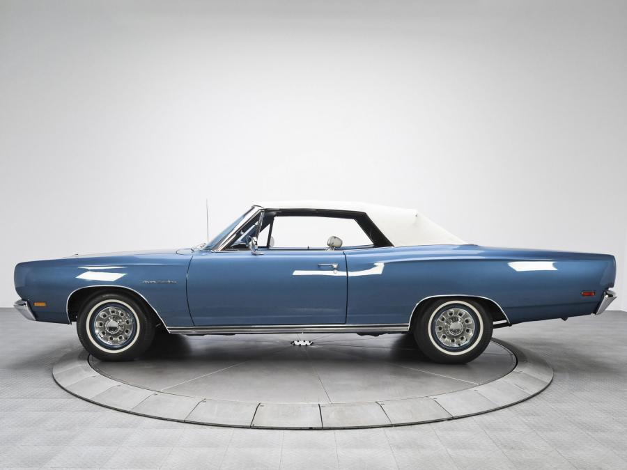  Plymouth Sport Satellite Convertible 1969 года  (фото 13 из 13)